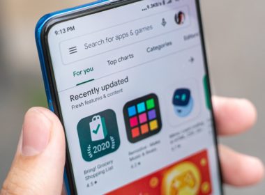 ako stiahnut obchod play