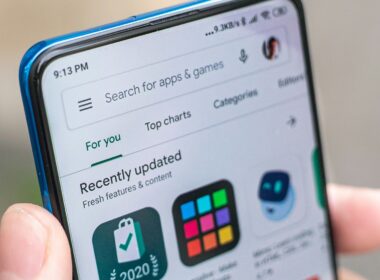 Ako aktualizovať Obchod Play