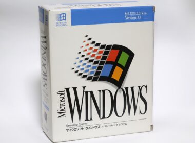 Japonské škatuľové balenie systému Microsoft Windows 3.1 z deväťdesiatych rokov